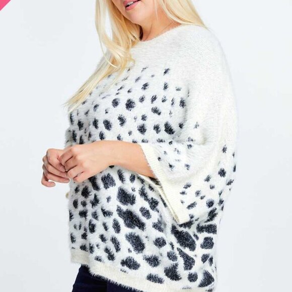 DAVI & DANI Plus Size White Fuzzy Sweater with Black Leopard Print, Oversized - Picture 2 of 5